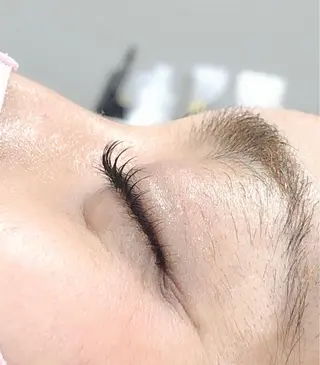 マツエク・マツパ STELLA所属・江里口 はるかのマツエク・マツパデザイン