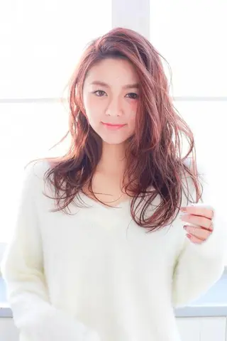 セミロング 髪質改善サロン Liko🌟のヘアスタイル