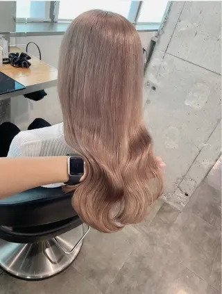 ロング カラー ベージュカラー💖 やすひろのヘアスタイル