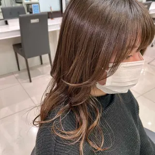 セミロング 【センターパート/ マッシュ】ryokaのヘアスタイル