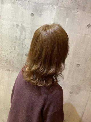 ミディアム art-Lago所属・art-Lago 宮司のヘアスタイル