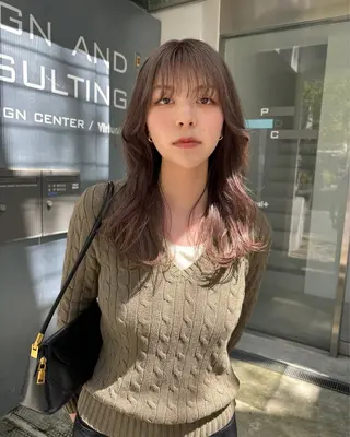 ミディアム カラー オリーブ/縮毛♡ Natsuno🩰のヘアスタイル