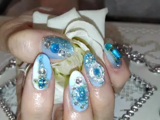 ネイル エステとネイル ローズコンフォートのネイルデザイン