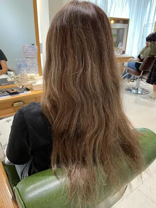 ロング eins.hair所属・過去一の柔髪ヘア 🌿einshairのヘアスタイル