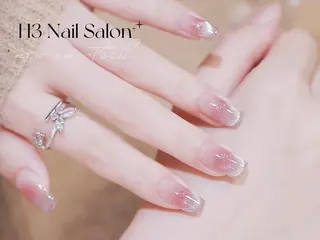 ミディアム H3 ネイル サロンのネイルデザイン