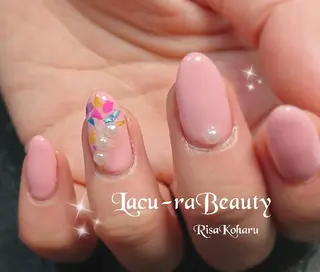 ネイル 小顔と腸の専門店 ラクーラビューティのエステ・リラクイメージ