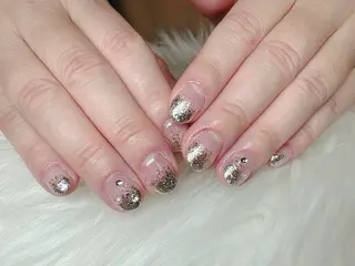 ネイル ECLAT エクラ所属・寺山 千鶴のネイルデザイン