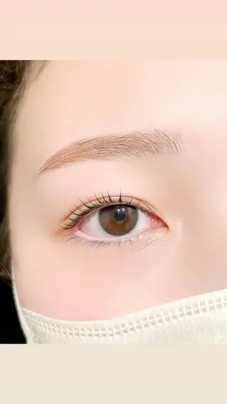 マツエク・マツパ アイブロウ Lignal.所属・Lignal. miyuの眉毛・アイブロウイメージ