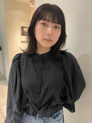 ミディアム oma　袮次金 鈴香のヘアスタイル