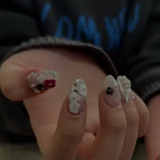 ネイル 爪塗屋 さんのネイルデザイン