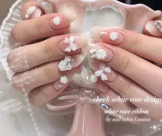 ネイル Lunasis/ Kiraraのネイルデザイン