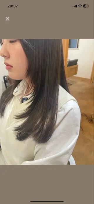 ロング 畝原 陽真里のヘアスタイル
