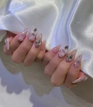 ネイル Lyna 池袋のネイルデザイン