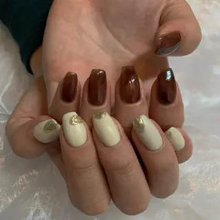 ネイル ヤマダ サクラのヘアスタイル