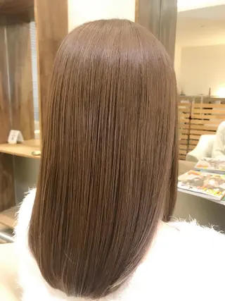 セミロング カラー 入江 允のヘアスタイル