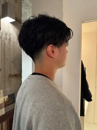 ショート パーマ 森田 鴻之介のヘアスタイル