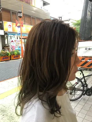 セミロング 西山 恵太郎のヘアスタイル