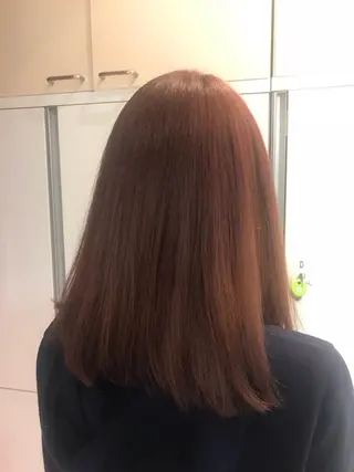 セミロング カラー 艶髪✨髪質改善カラー 楠本浩子のヘアスタイル