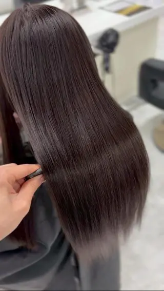 カラー 韓国風暗髪ヘア🩶 銀座DISCOのヘアスタイル