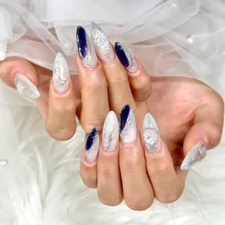 ネイル MIGHTY COLORのネイルデザイン