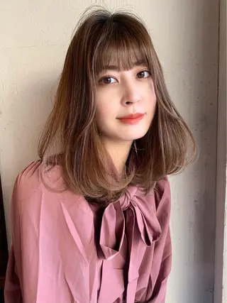 ミディアム カラー 透明感/オリーブ/ グレージュ/YUKAのヘアスタイル