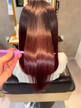 セミロング 野沢 知花のヘアスタイル