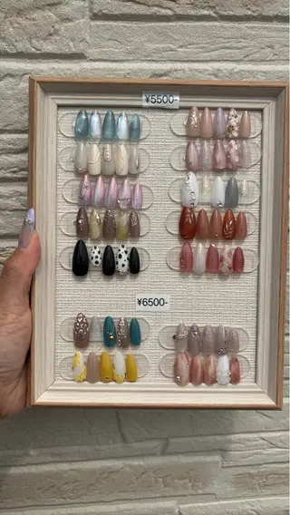 ネイル Lino𓂃⟡.· Chizuruのネイルデザイン