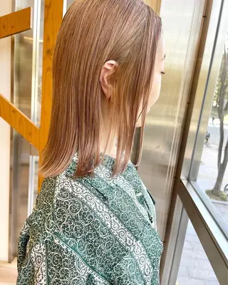 ミディアム カラー ブリーチ/レイヤー 🌻Mutsumiのヘアスタイル