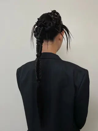 ヘアアレンジ 古屋 樹のヘアスタイル