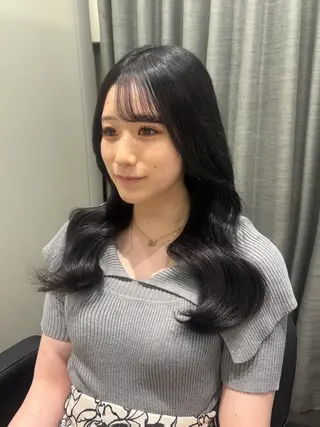 ロング カラー Monan町田所属・鈴木 優斗のヘアスタイル