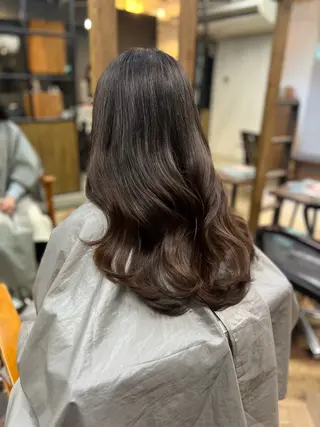 ロング YUI / LbyHOMEのヘアスタイル