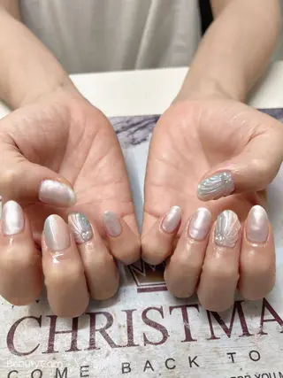 ネイル Guarendo錦糸町店所属・ガレンドウ 白澤 愛子のネイルデザイン