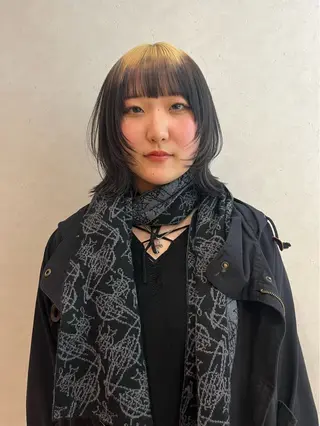 ミディアム ☀️コミヤマミユ☀️ /パーマ/ハイトーンのヘアスタイル