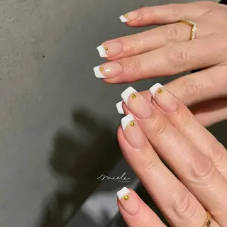 ネイル miele【ミエレ】 シンプル一癖のネイルデザイン