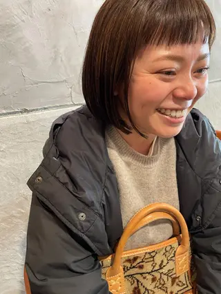 ミディアム さの あやねのヘアスタイル