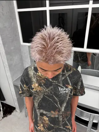 ショート カラー メンズ メンズバレイヤージュ 🔥メンズカット🔥のヘアスタイル