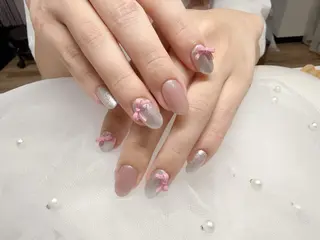 ネイル Fairyフェアリーネイルサロン所属・シズ セキのネイルデザイン