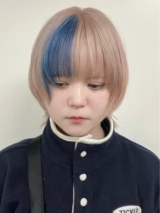 ショート fumikaブリーチ /ウルフのヘアスタイル