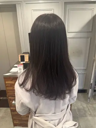 セミロング 伊藤 鳳雅のヘアスタイル