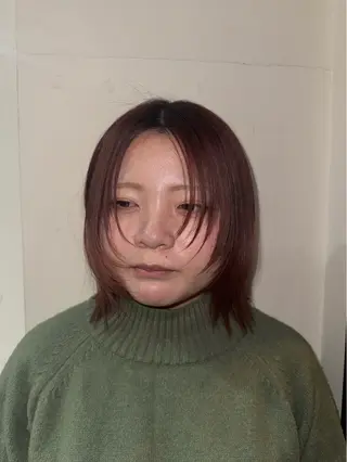 ミディアム 齋藤 結のヘアスタイル