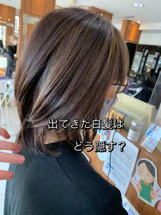 セミロング カラー 白髪ぼかしハイライト 柳川拓哉のヘアスタイル