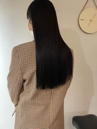 VISION   aoyama所属・かがやしづ ⭐️ハイトーンのヘアスタイル