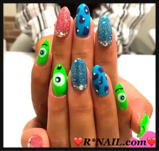 ネイル R*NAIL .comのネイルデザイン