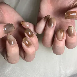 ネイル repos~ルポ~所属・里見 麗のネイルデザイン