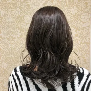 セミロング カラー 🐠寒色系×パーマ 櫻井　麿偉🐏のヘアスタイル