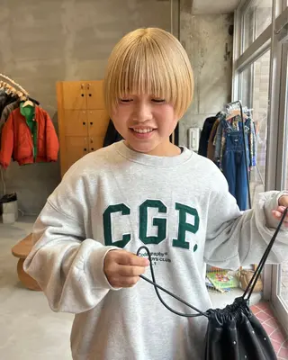 ショート 柔らかいオリーブ🍃 カラーNatsumiのヘアスタイル