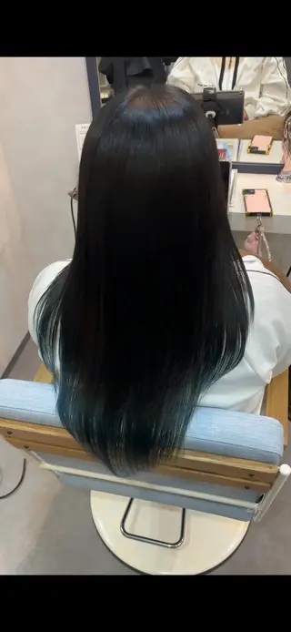 ロング 谷田 みくのヘアスタイル