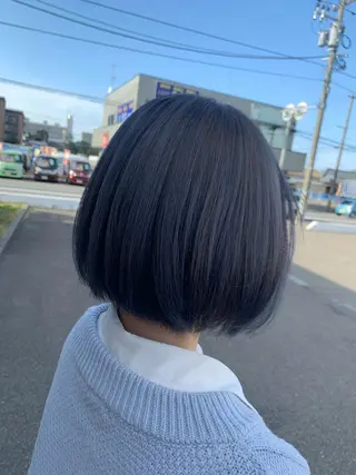 ショート EARTH  紫竹山 🦋本間未来🦋のヘアスタイル