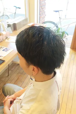 ショート メンズ 内田 芽依子のヘアスタイル