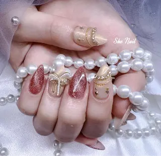 ネイル She   Nail所属・ISA_ BELLAのネイルデザイン